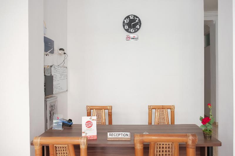 Oyo 1454 111 Residence