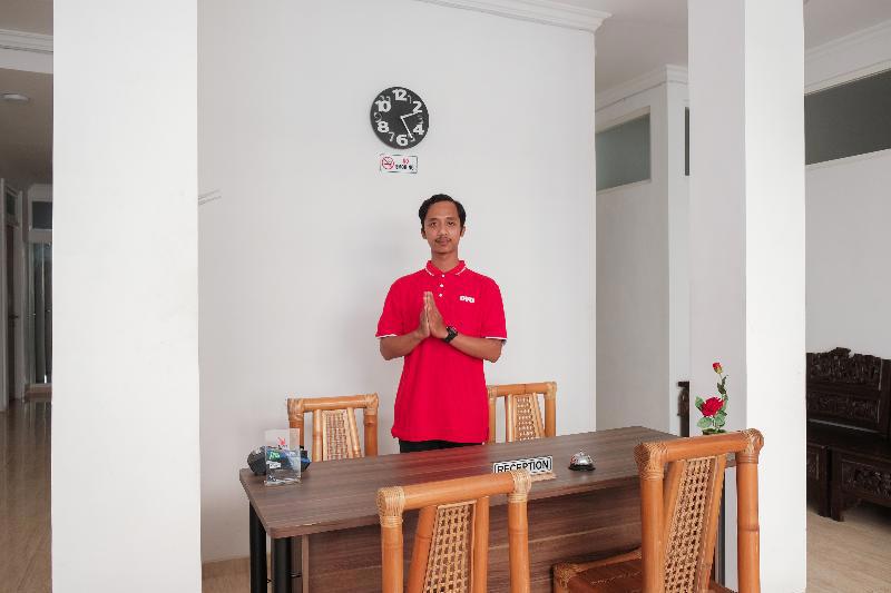 Oyo 1454 111 Residence