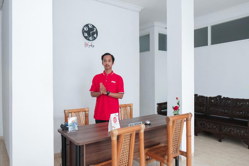 Oyo 1454 111 Residence