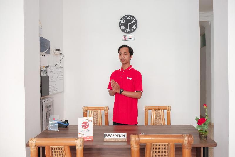Oyo 1454 111 Residence