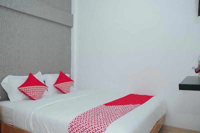 Oyo 1454 111 Residence