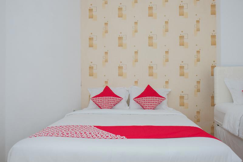 Oyo 1454 111 Residence