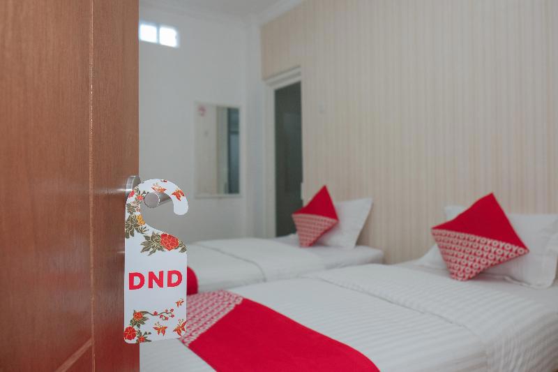 Oyo 1454 111 Residence