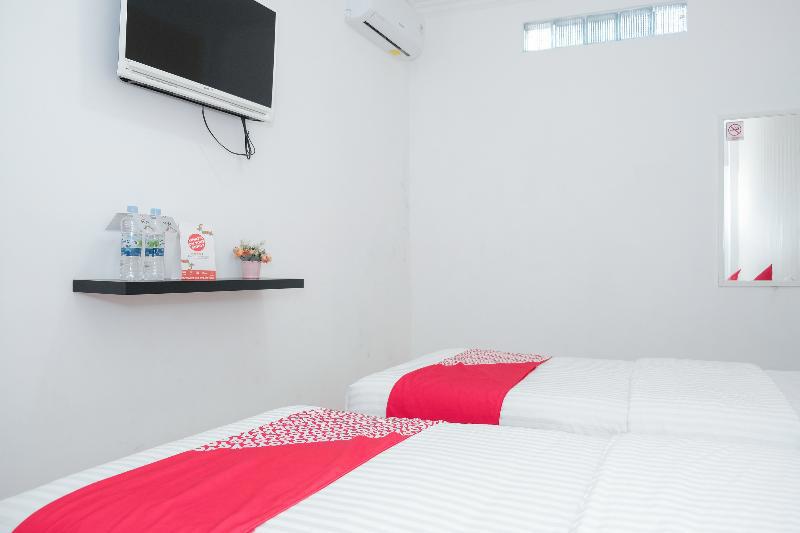 Oyo 1454 111 Residence