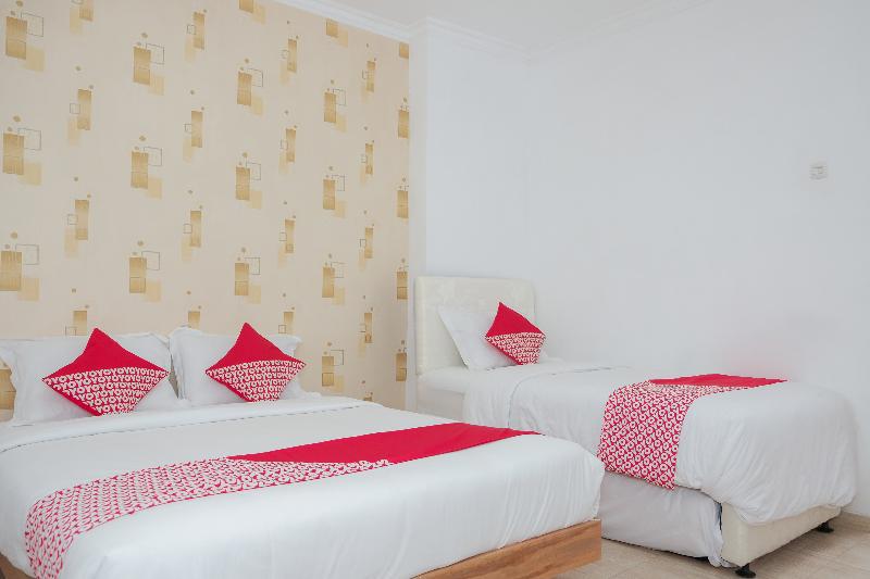 Oyo 1454 111 Residence