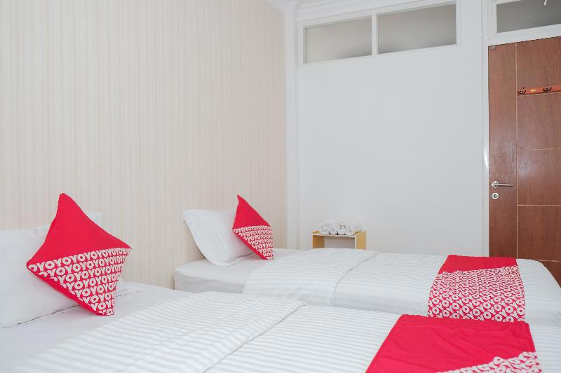 Oyo 1454 111 Residence