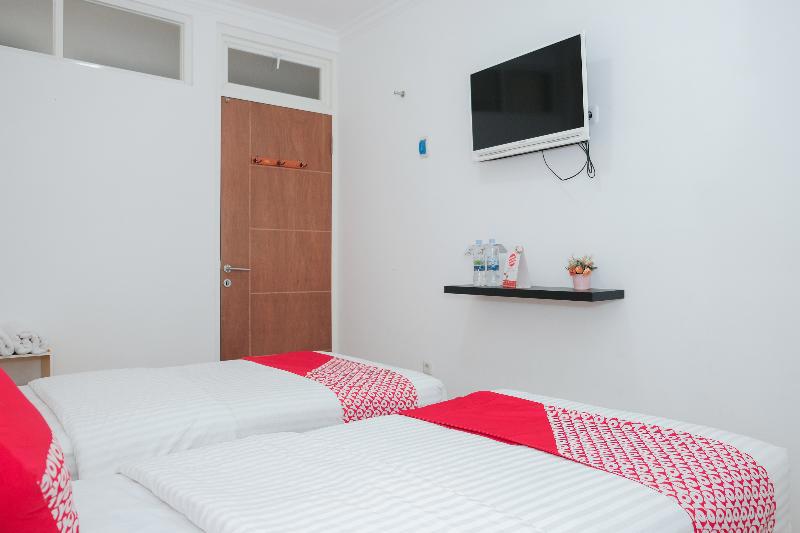 Oyo 1454 111 Residence