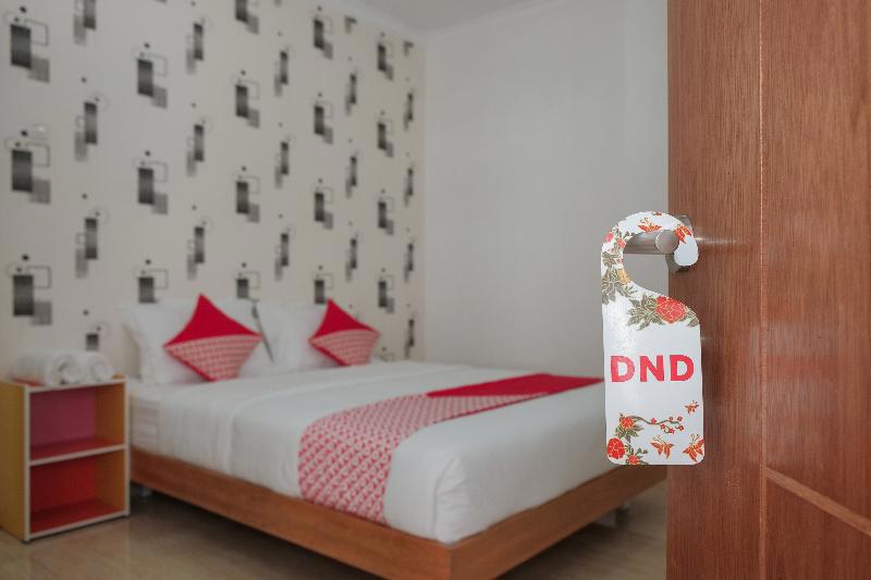 Oyo 1454 111 Residence