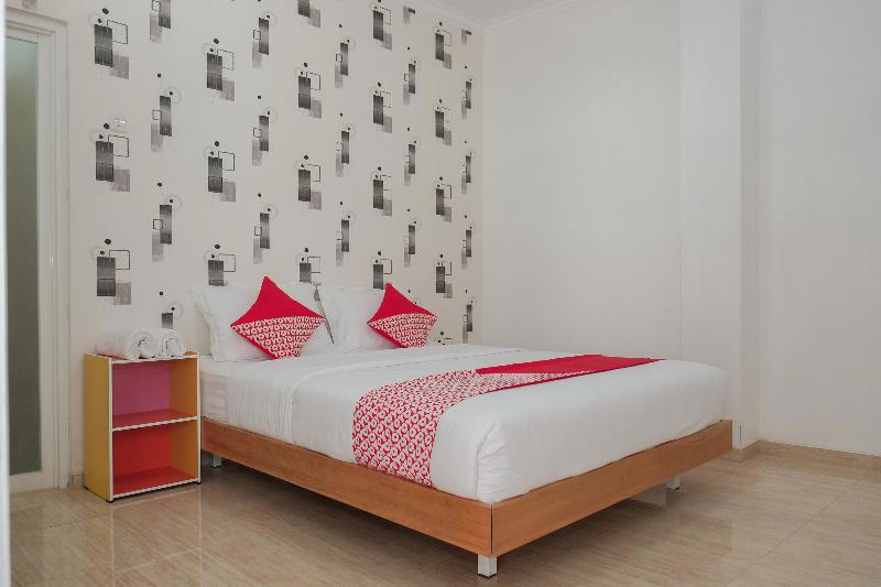 Oyo 1454 111 Residence