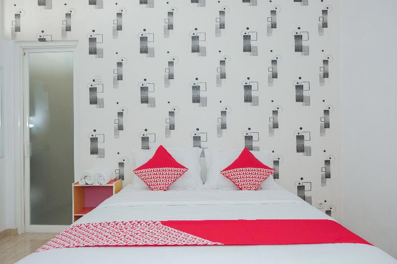 Oyo 1454 111 Residence