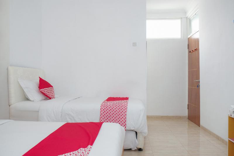 Oyo 1454 111 Residence