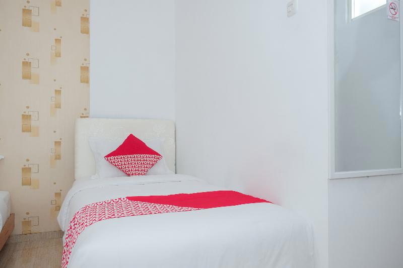 Oyo 1454 111 Residence