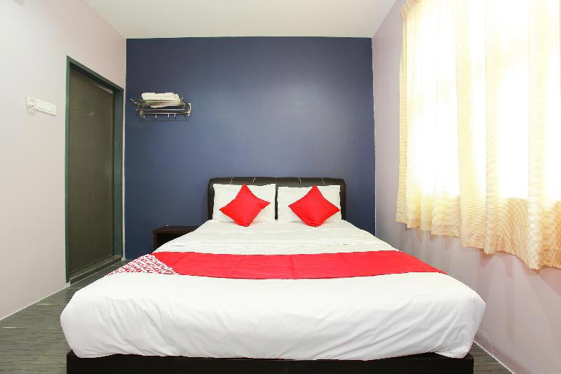 Oyo 89332 De Hotel