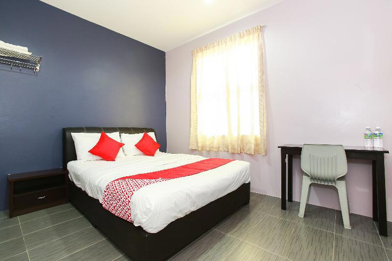 Oyo 89332 De Hotel