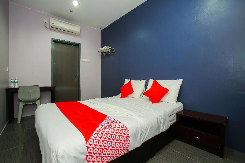 Oyo 89332 De Hotel