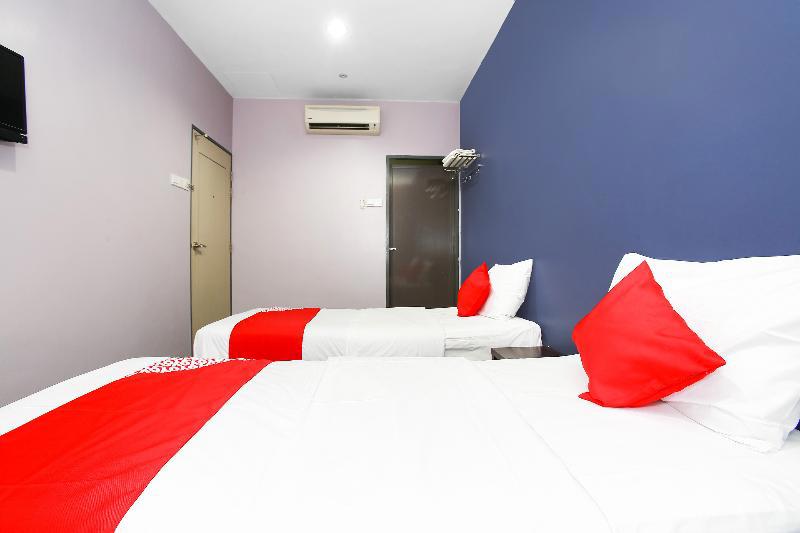 Oyo 89332 De Hotel