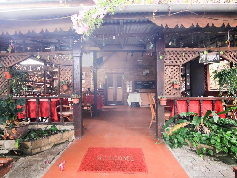 Ombak Inn Chalet