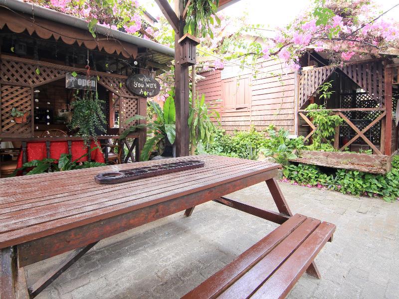 Ombak Inn Chalet