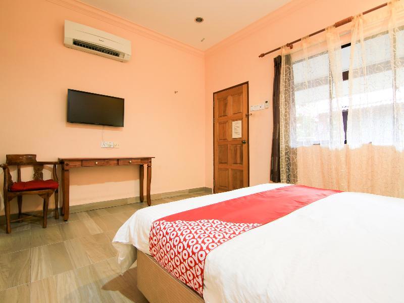 Ombak Inn Chalet