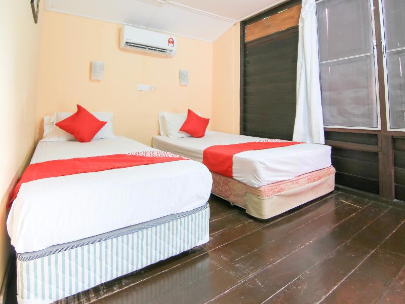 Ombak Inn Chalet