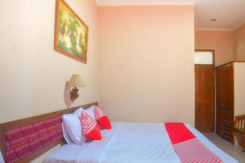 Oyo 1240 Hotel Pantai Jaya