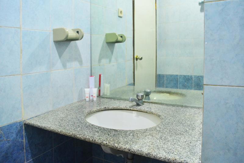 Oyo 1240 Hotel Pantai Jaya