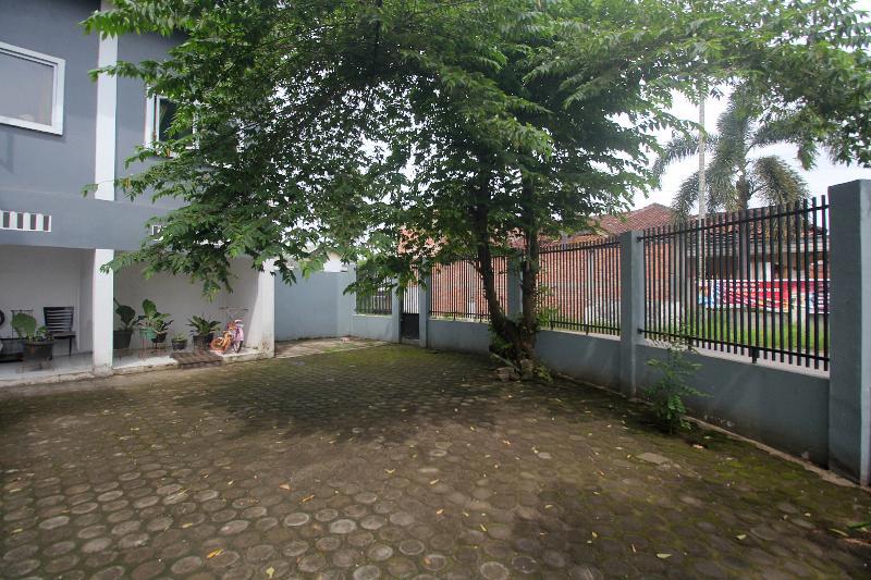 Oyo 1847 Jasmine Kost Syariah