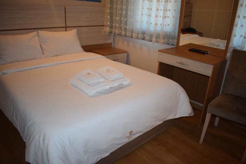 Royal Suites Beşiktas Hotel