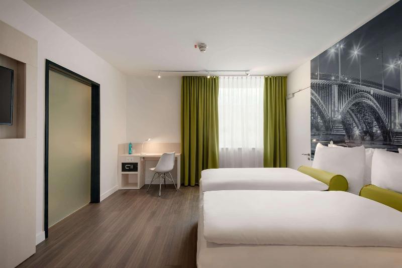 Super 8 by Wyndham Mainz Zollhafen fotoğrafı