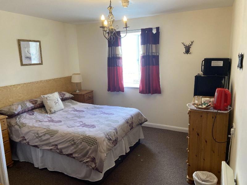 The Jolly Drayman Pub And Hotel