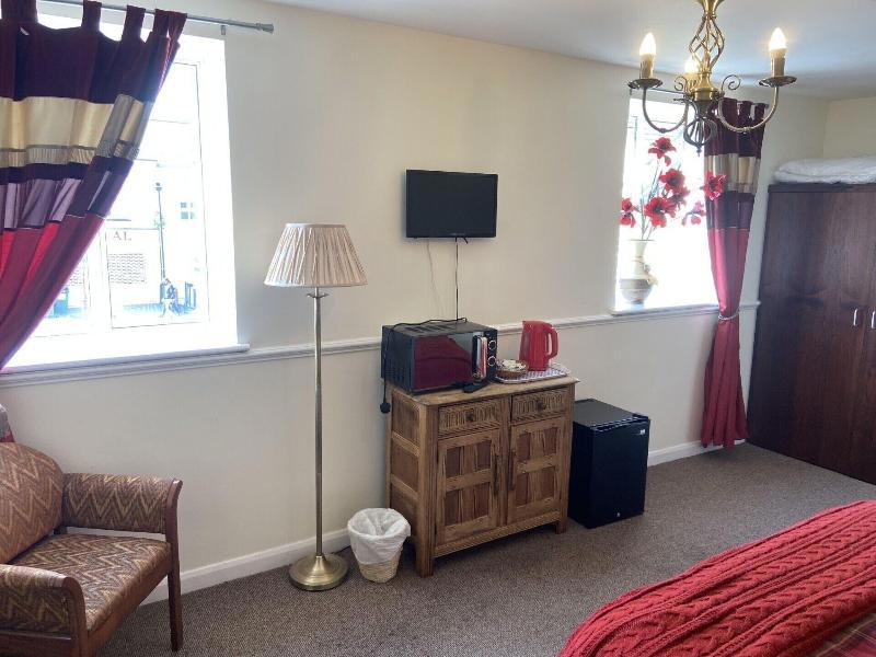 The Jolly Drayman Pub And Hotel