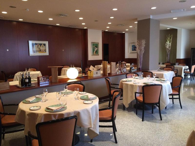 Hotel Excelsior Magenta galeri fotoğrafı