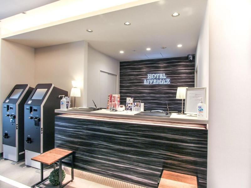 Hotel Livemax Osaka Kadoma