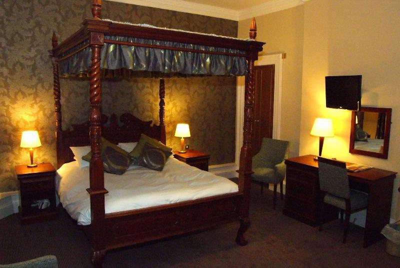 The Manor Hotel By Greene King Inns