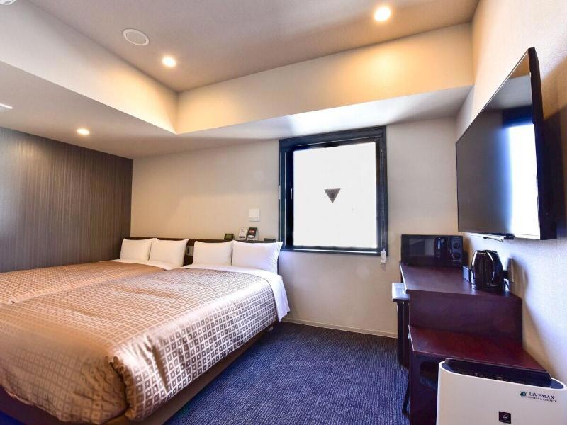 Hotel Livemax Shin Yokohama
