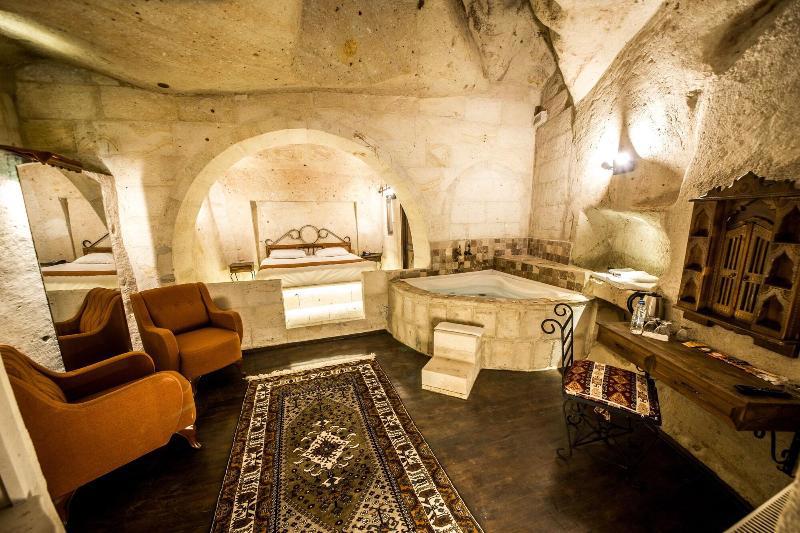 Harkasos Cave Hotel