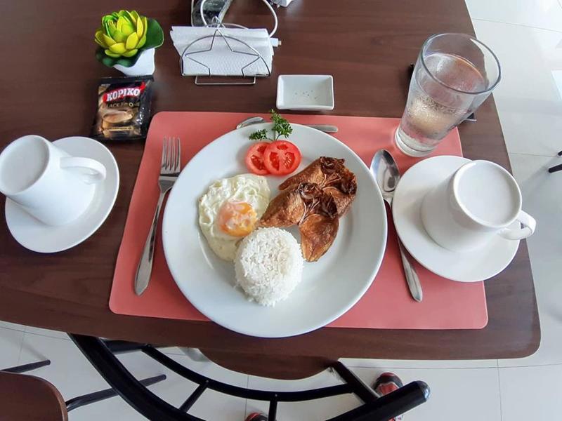 Cres Ebo Mansion Hotel And Bistro