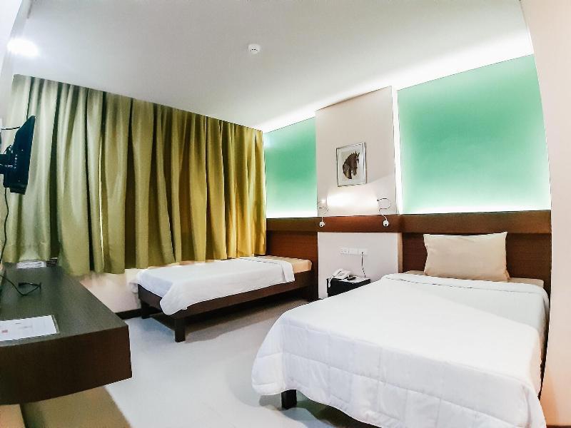 Cres Ebo Mansion Hotel And Bistro