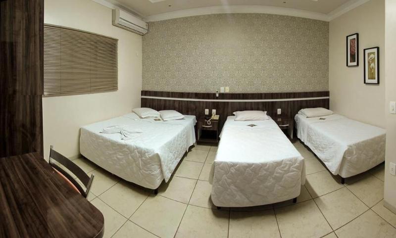 Dourados Center Hotel