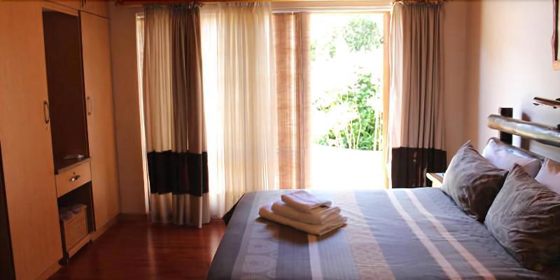 Aark Guest Lodge