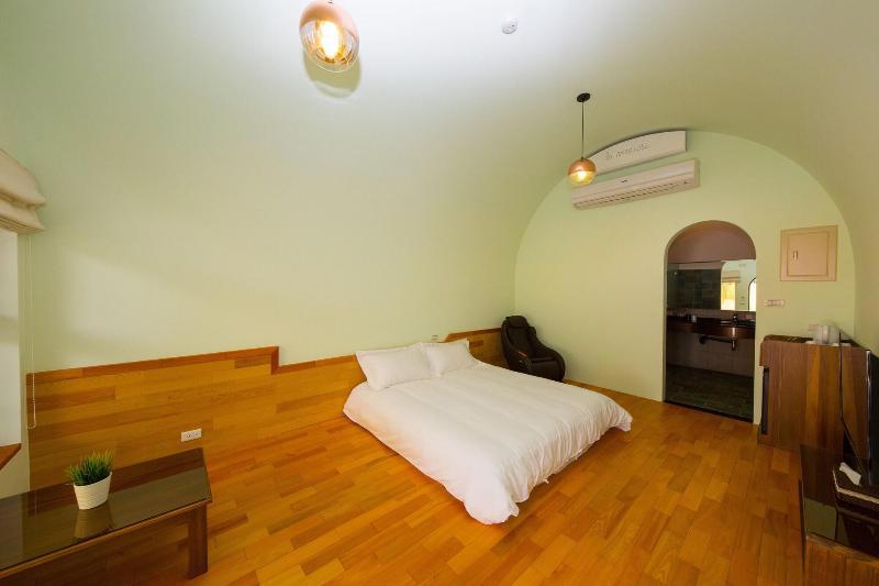 Caves B&B