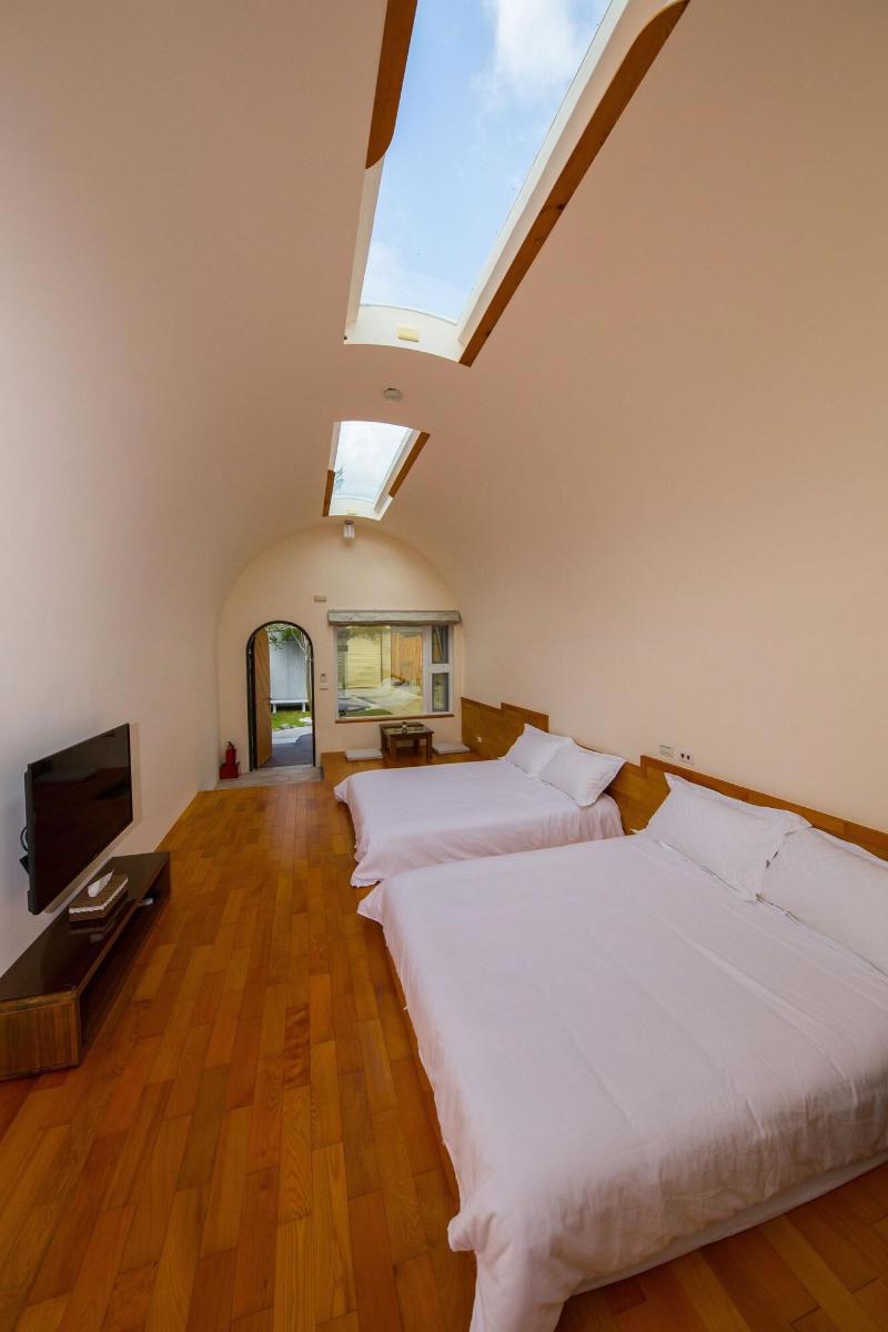Caves B&B
