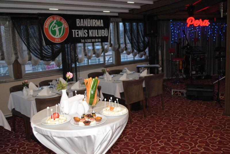 Perama Hotel fotoğrafı