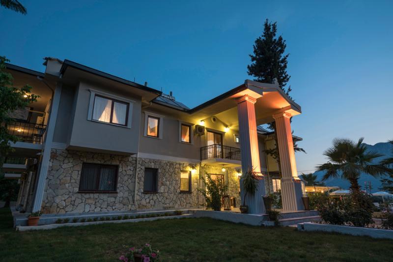 Otto Palace Boutique Hotel