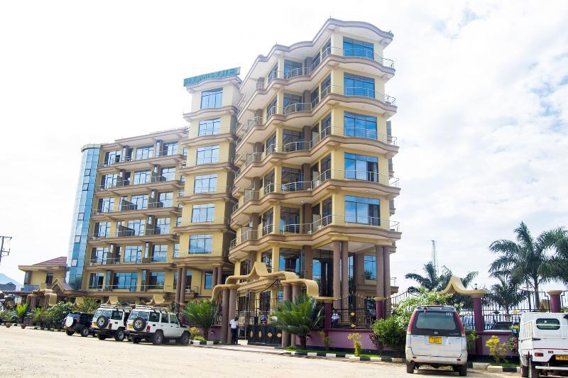 Flomi Hotel