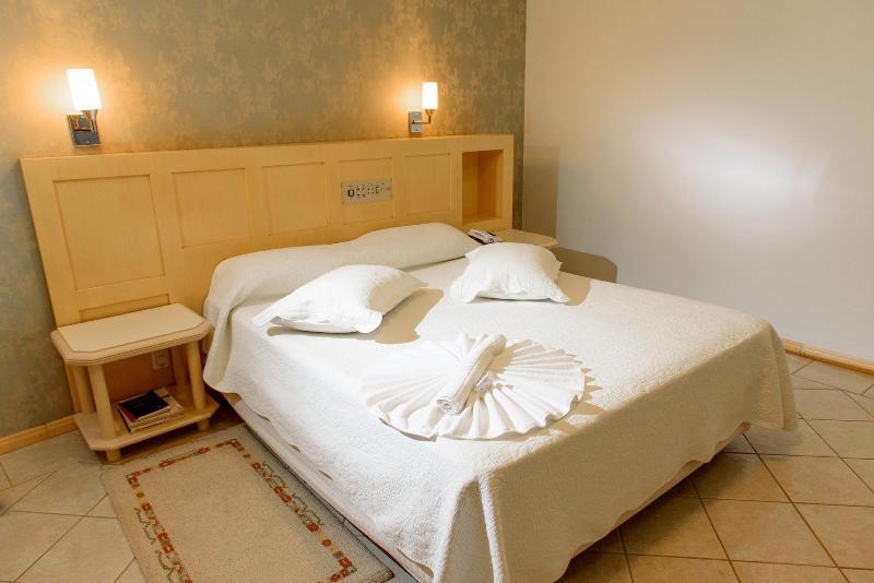 Center Hotel