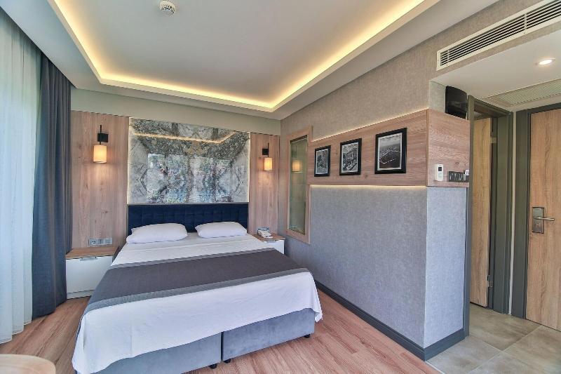 Isikaltin Hotel galeri fotoğrafı