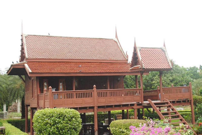 Baan Thai Resort