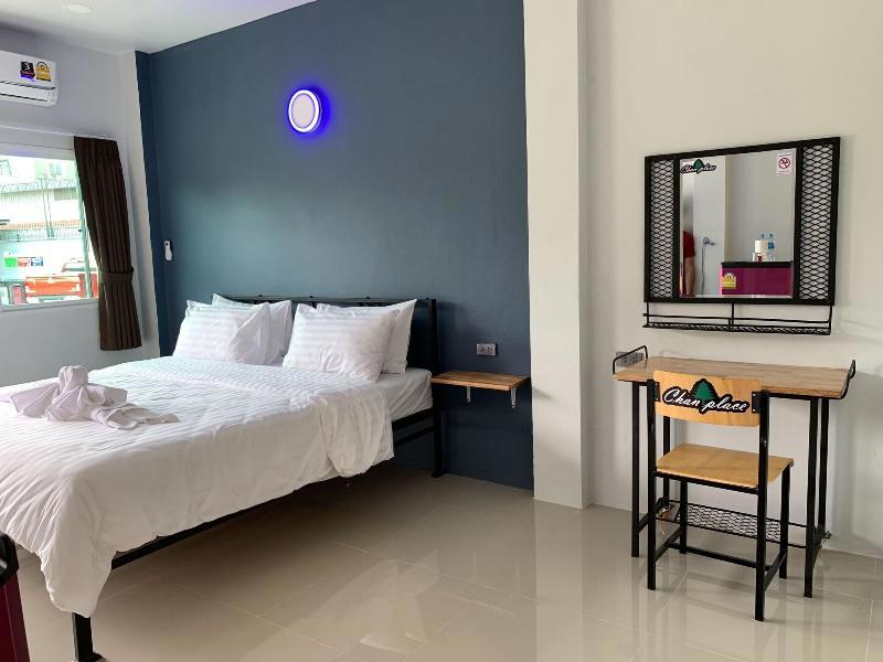 Chan Place Hotel