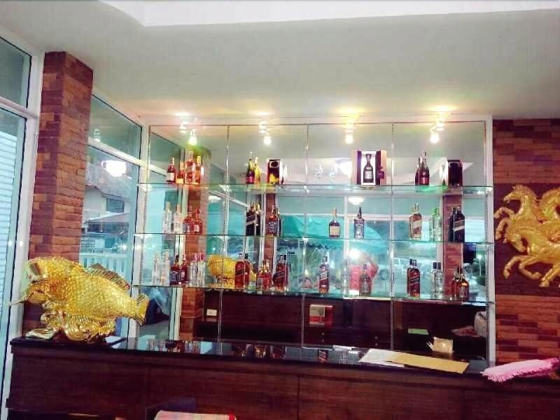 De-Complex Apartment
